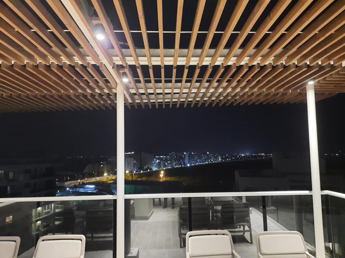 Dominique Cartagena, Beautiful 2 Bedroom Apartamento Cartagena